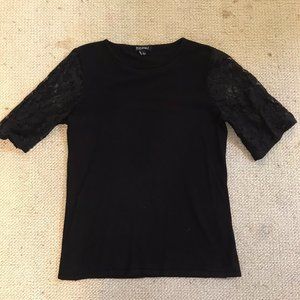 Roz & Ali - Black Sweater with Lace Sleeves - Size Small